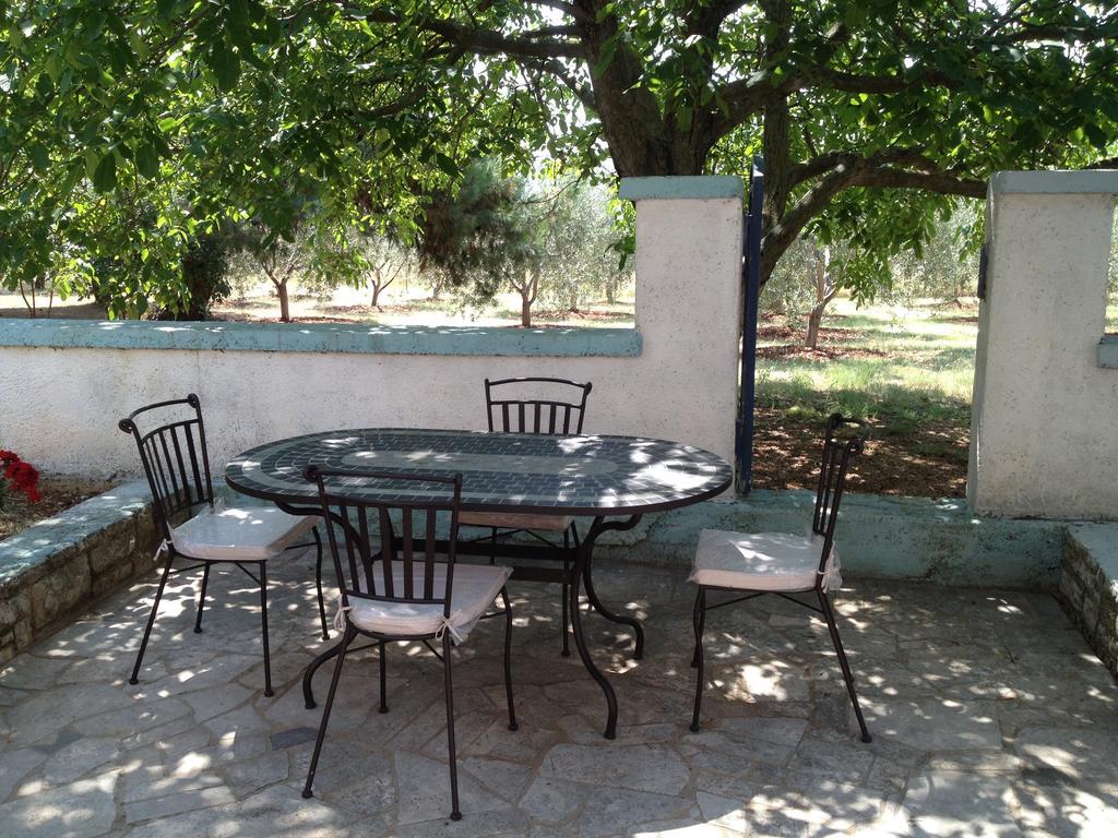 Villa Rosa With Yard And Children'S Playground Tar-Vabriga Room photo